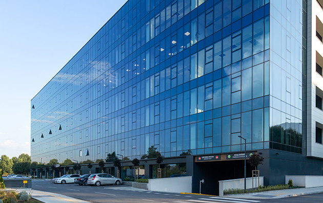 сграда Гора